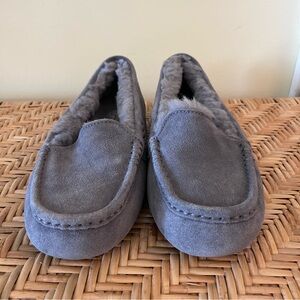 UGG Ashley Slippers Size 8